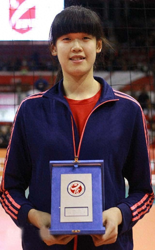 李盈莹女排个人资料及简历
