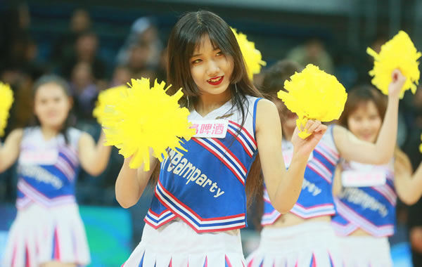 杨瀚森打一年NCAA？媒体人：别理会 不可能 吃亏的是杨和中国男篮